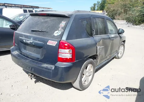 2007 Jeep Compass Sport z USA, uszkodzony, nr VIN 1J8FF47W27D279229